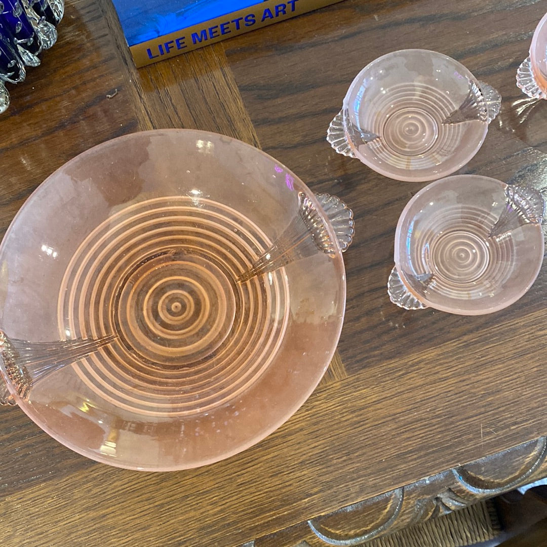 French 1940s Art Déco pink dessert set with serving bowl