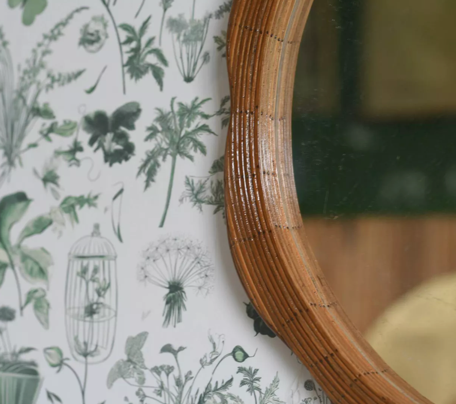 Flower-shaped rattan wall mirror