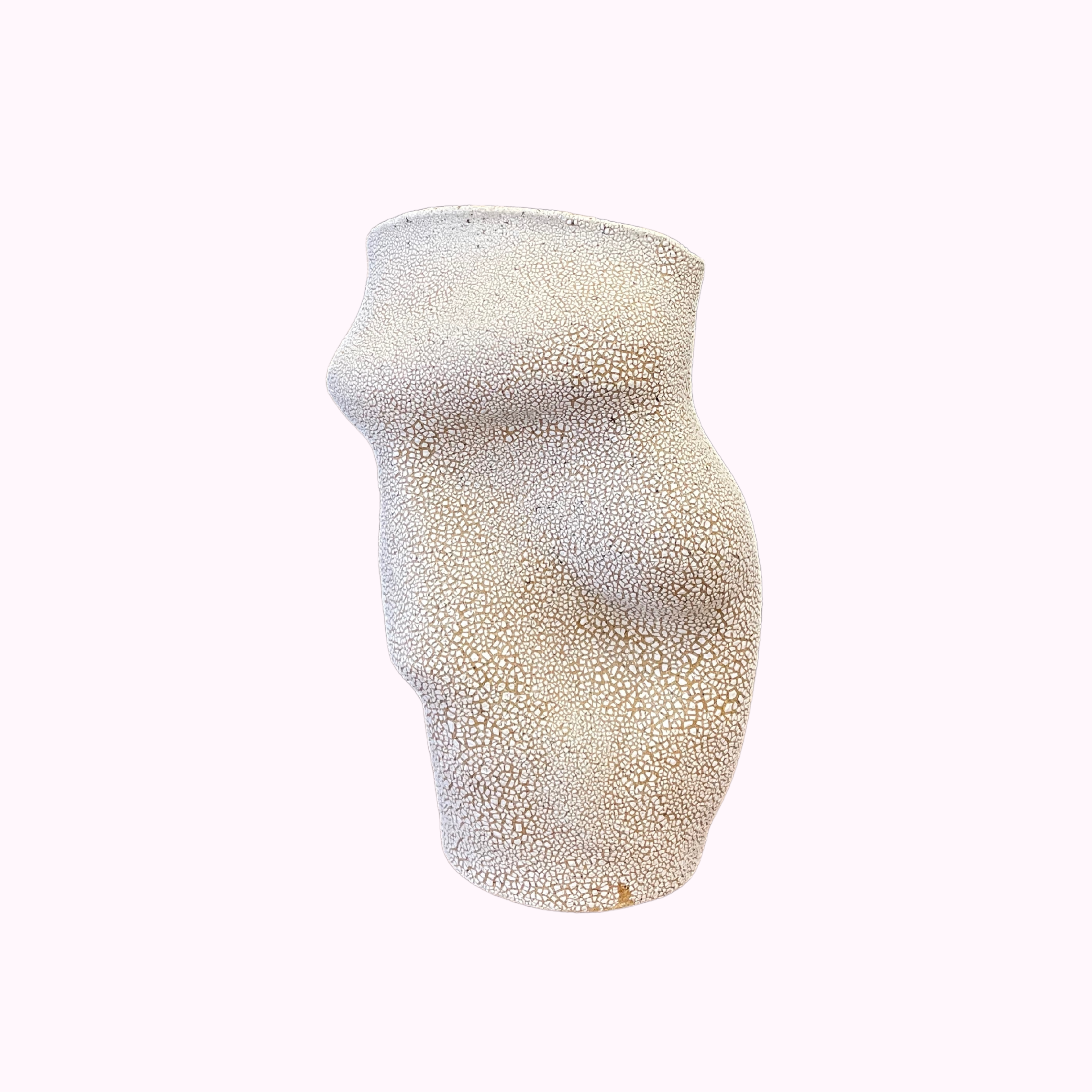 ‘Soft Edge’ by Emma Lindegaard, handmade Perth ceramic vessel