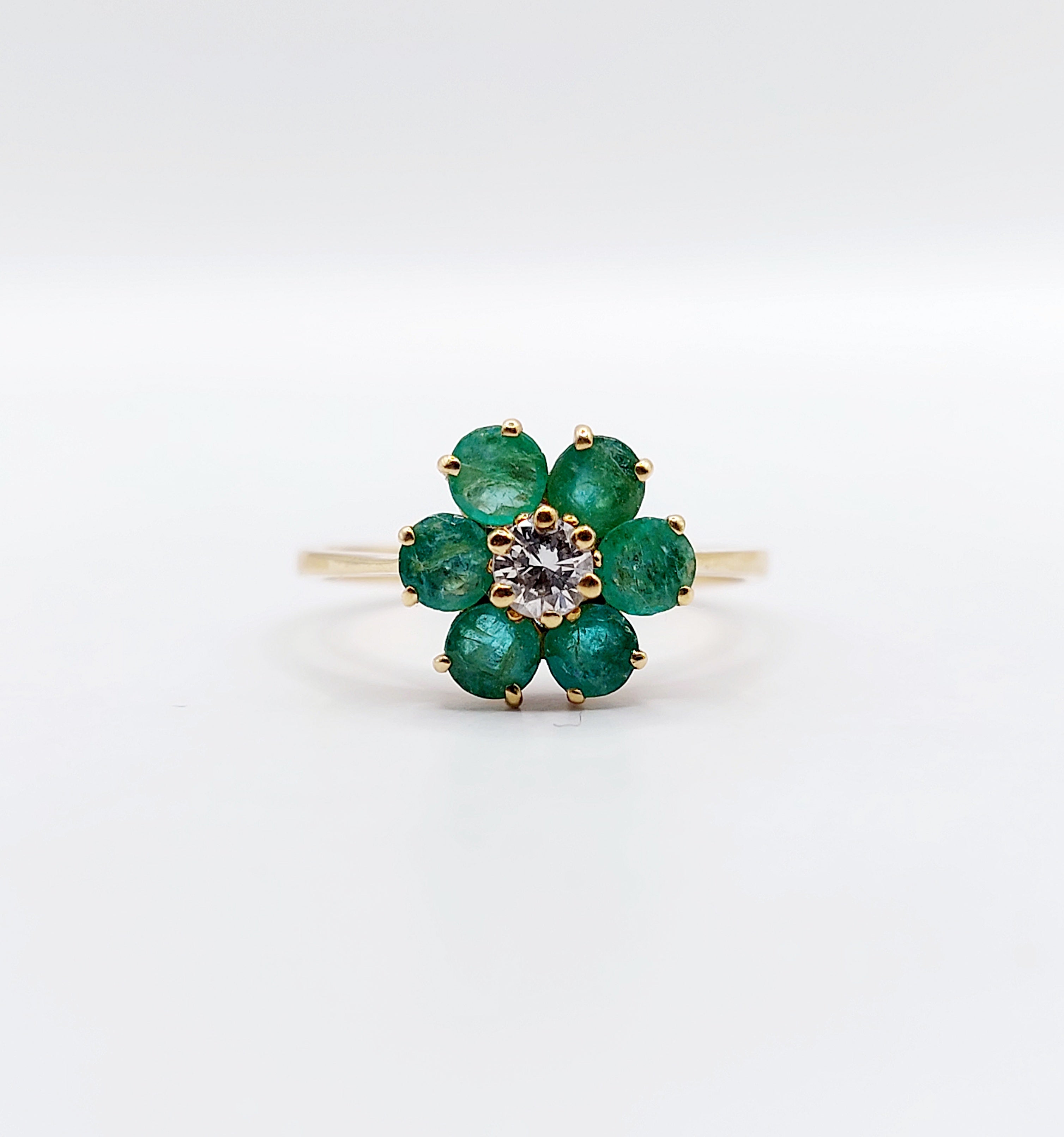 French Art Deco Emerald Daisy Ring