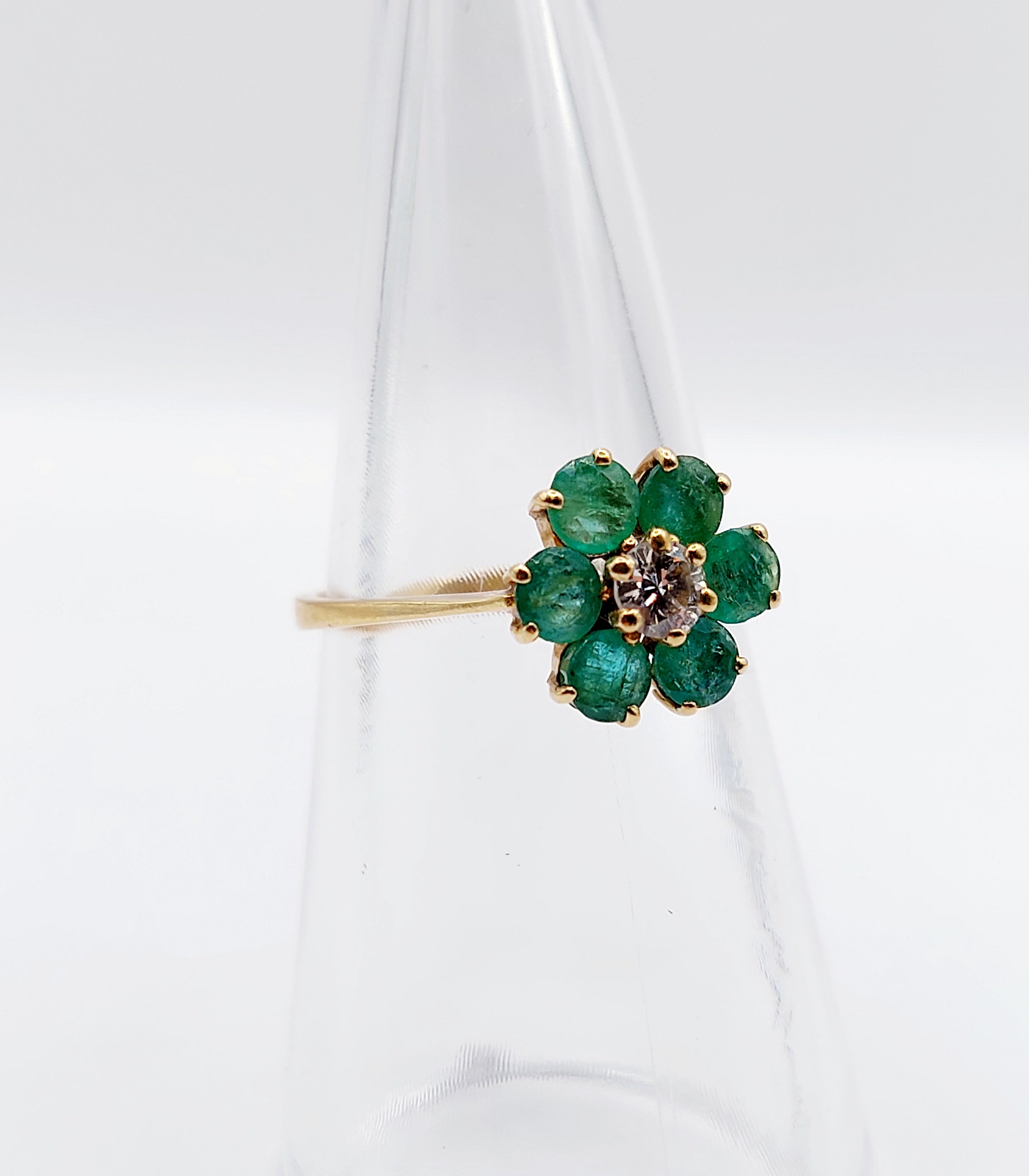 French Art Deco Emerald Daisy Ring