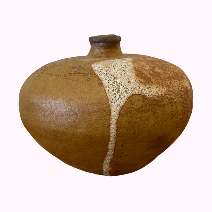 Urn by Julia Freiseisen — Ancient Series (2024)