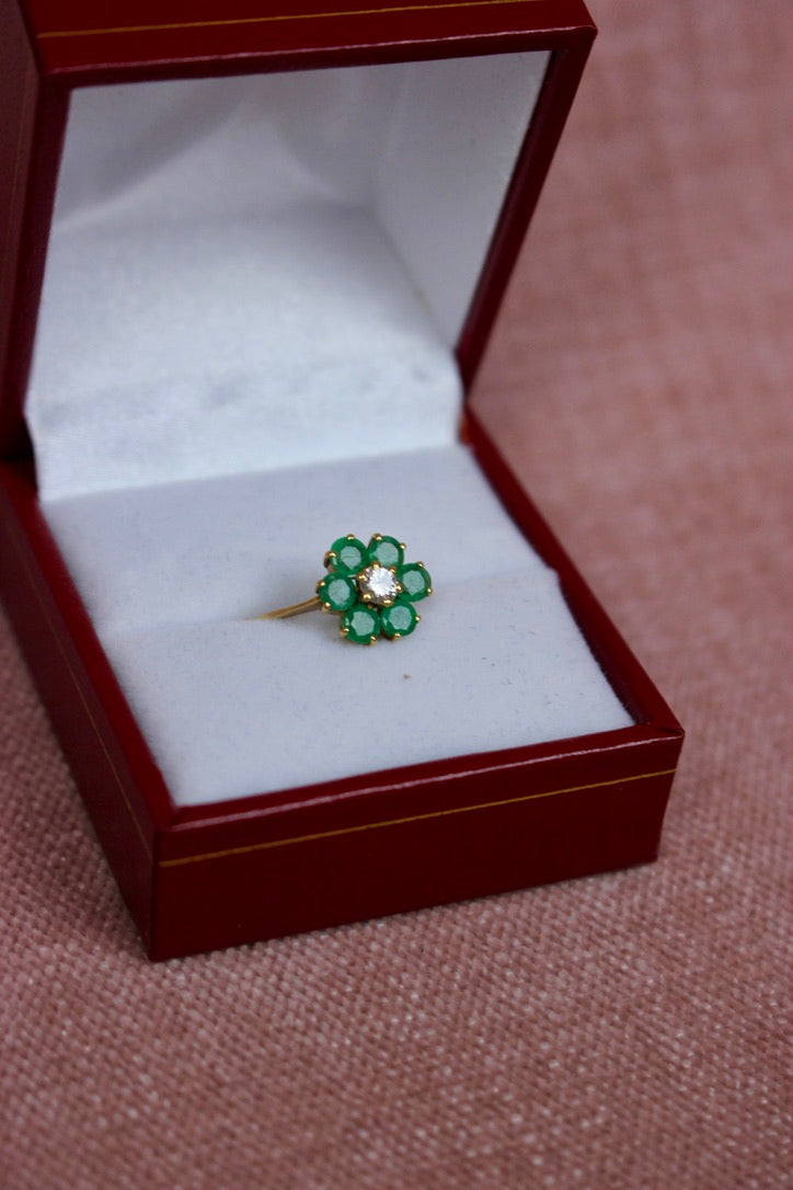 French Art Deco Emerald Daisy Ring