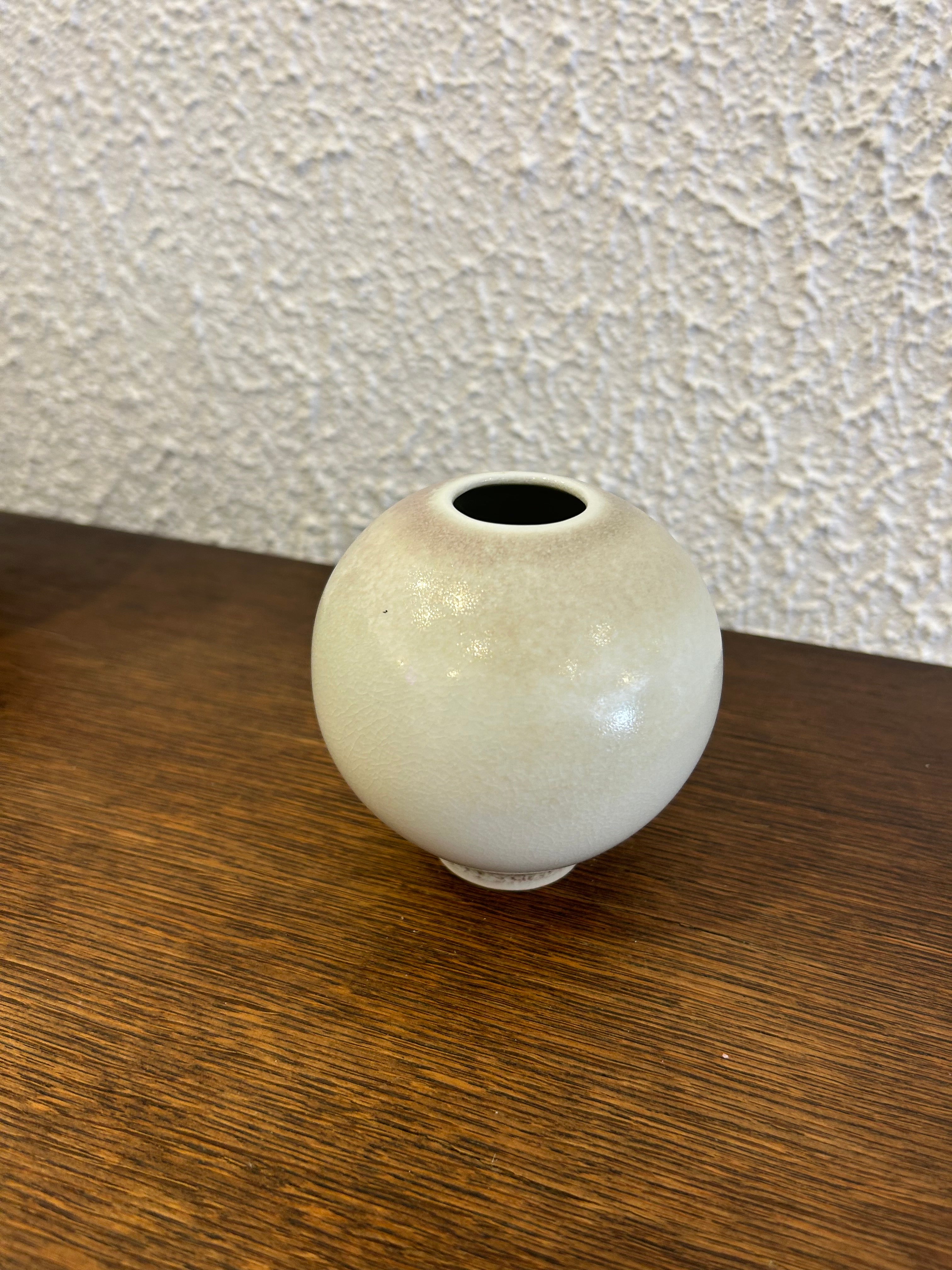 Vase by House Editions