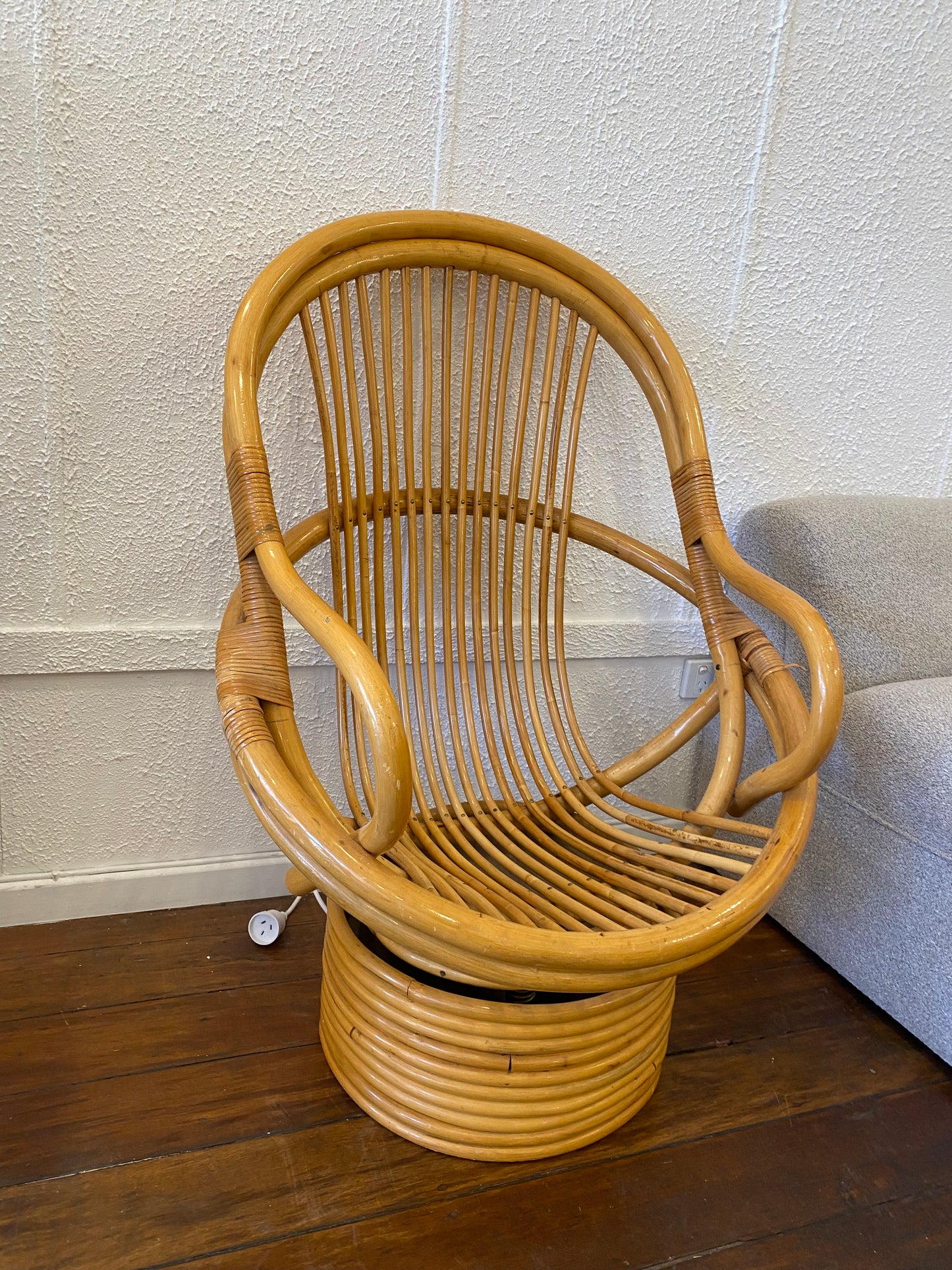 1960s Italian swivel chair