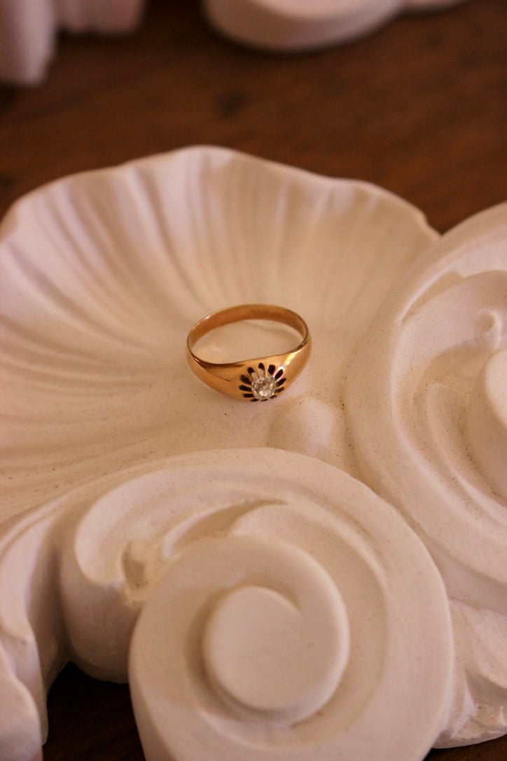 Antique Solitaire Diamond Ring