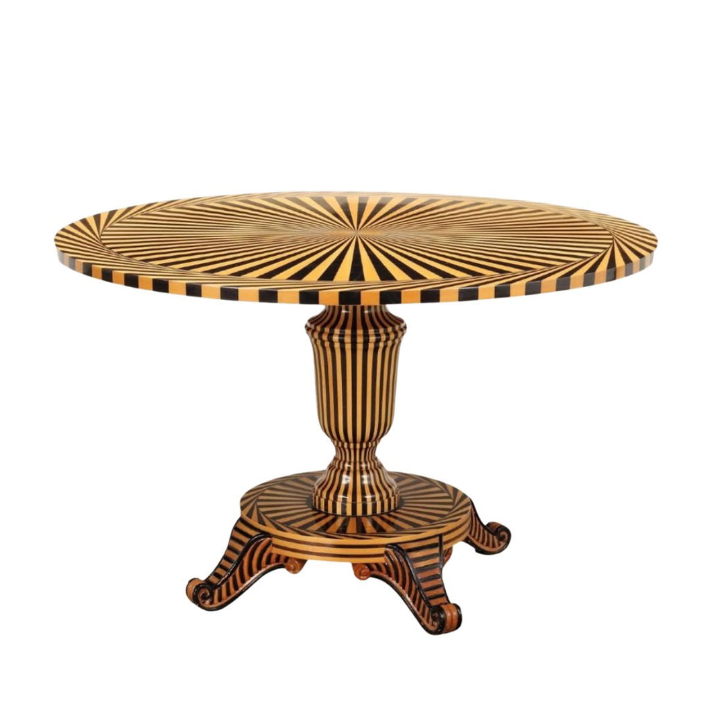 Early 20th Century Italian inlaid dining table