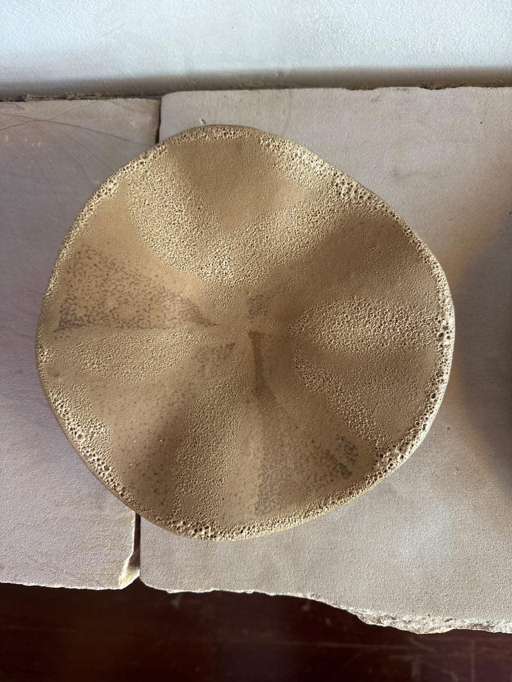 Contemporary ceramic piece by Rebekah Clark, product code 025