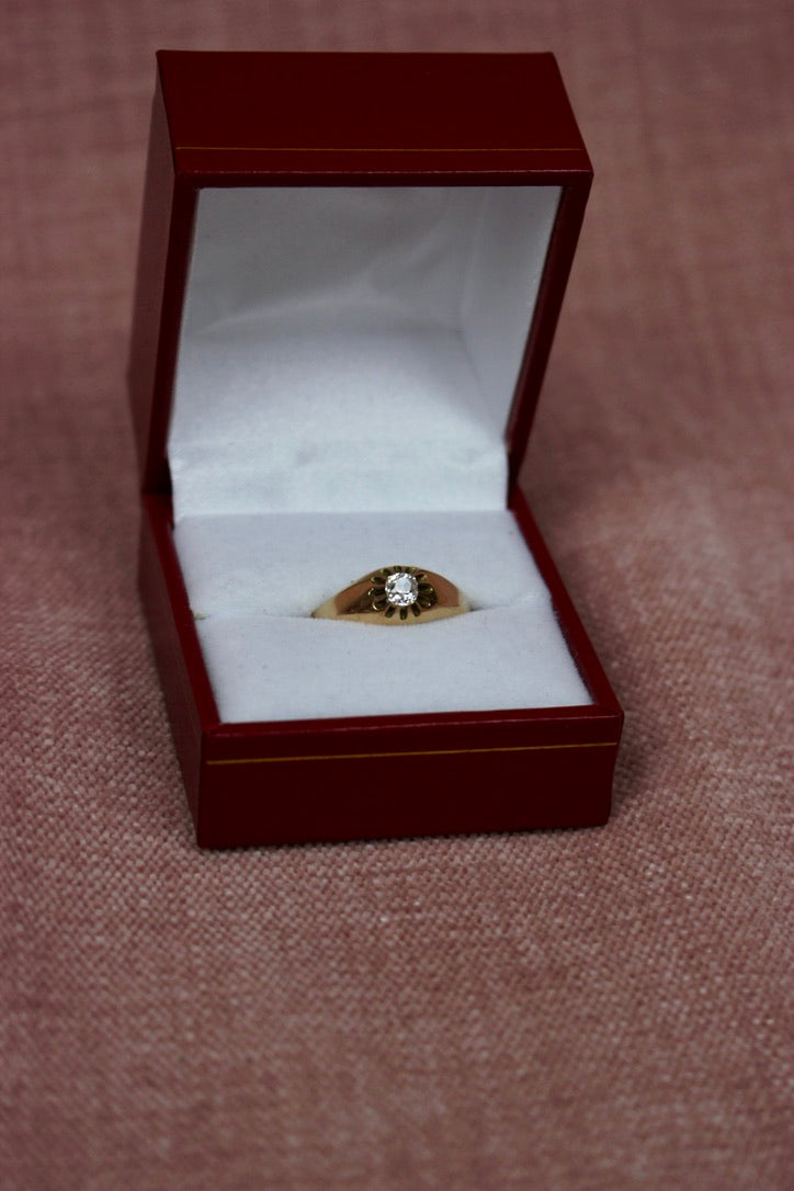 Antique Solitaire Diamond Ring