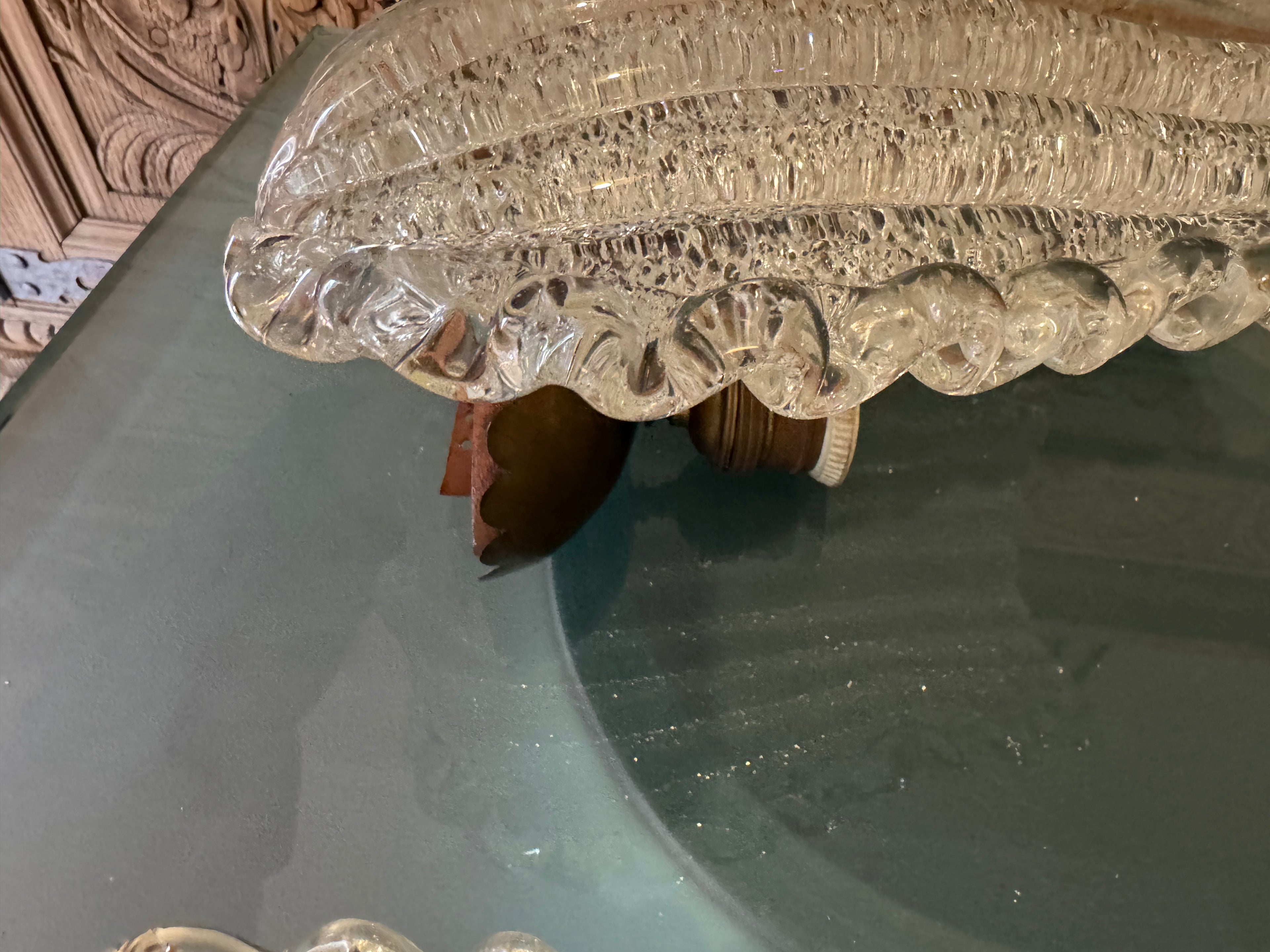 Pair of 1930s Barovier Murano Sconces with Scalloped Edge