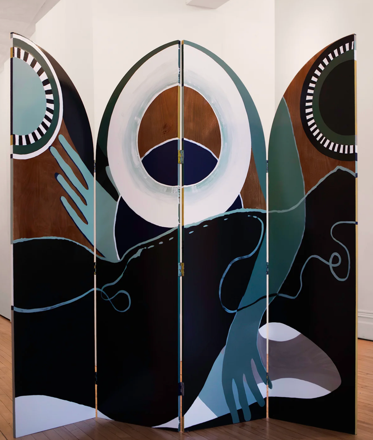 Circular Motion Screen- House of Quentin Jones