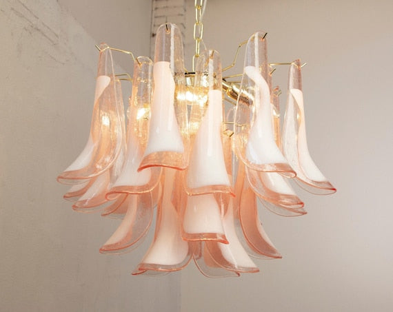 Pink Petali Murano Chandelier Ø57 cm photograph 1