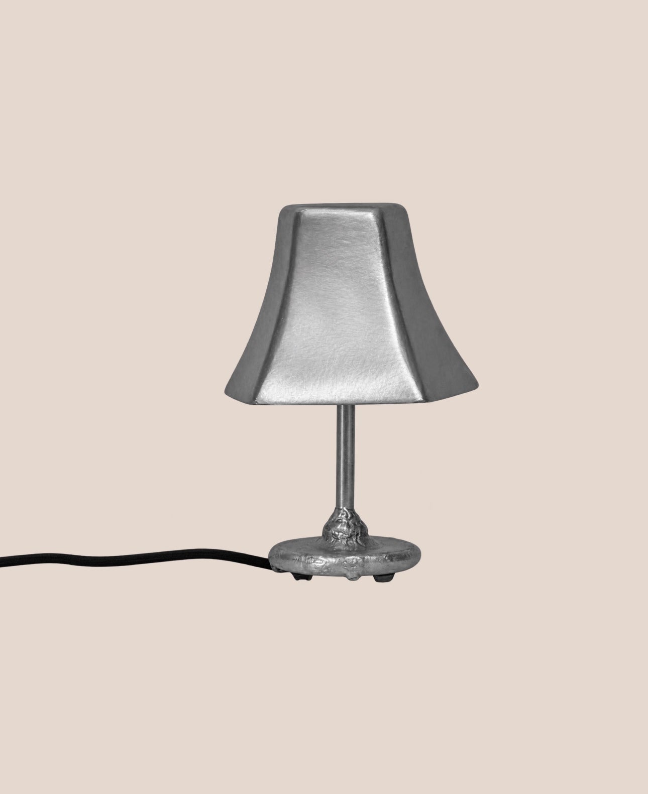 dream-reality-small-lamp-by-six-dots-design