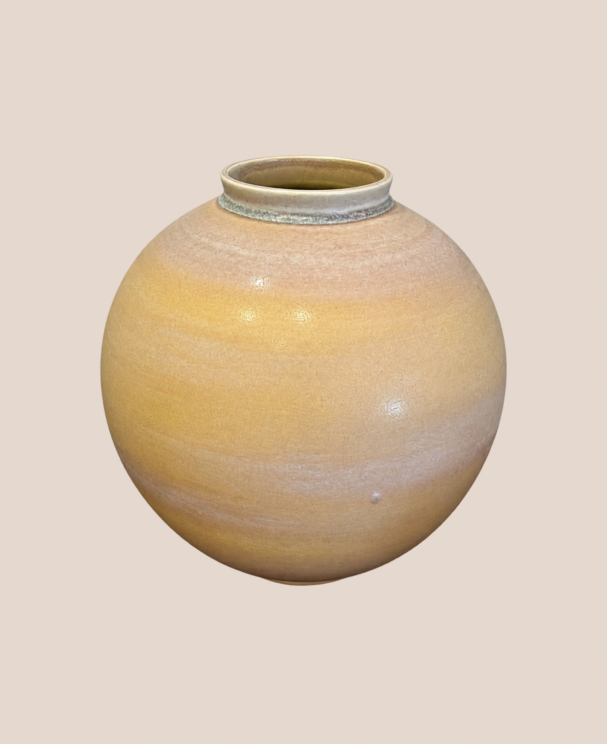 elegant-modern-vase-by-house-editions-stylish-home-decor-centerpiece