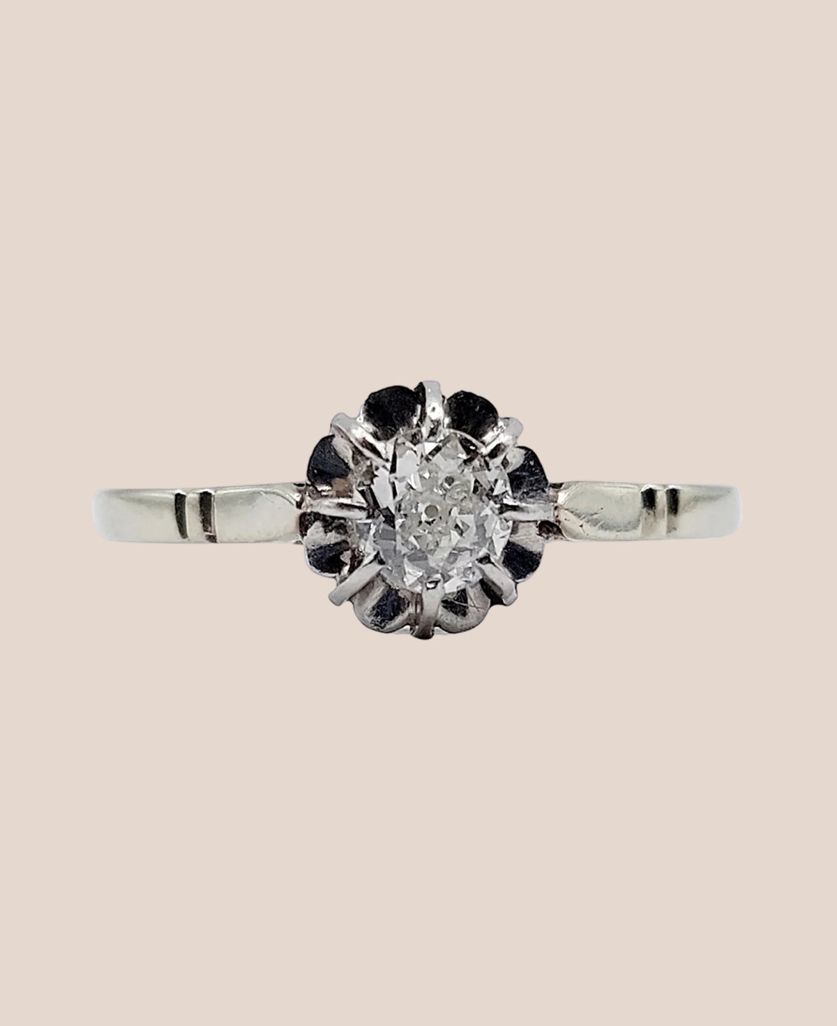 french-art-deco-solitaire-ring-18k-white-gold
