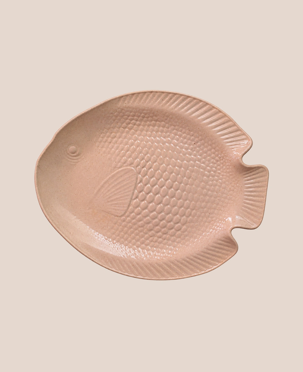 large-fish-plate-by-jasmine-raisbeck