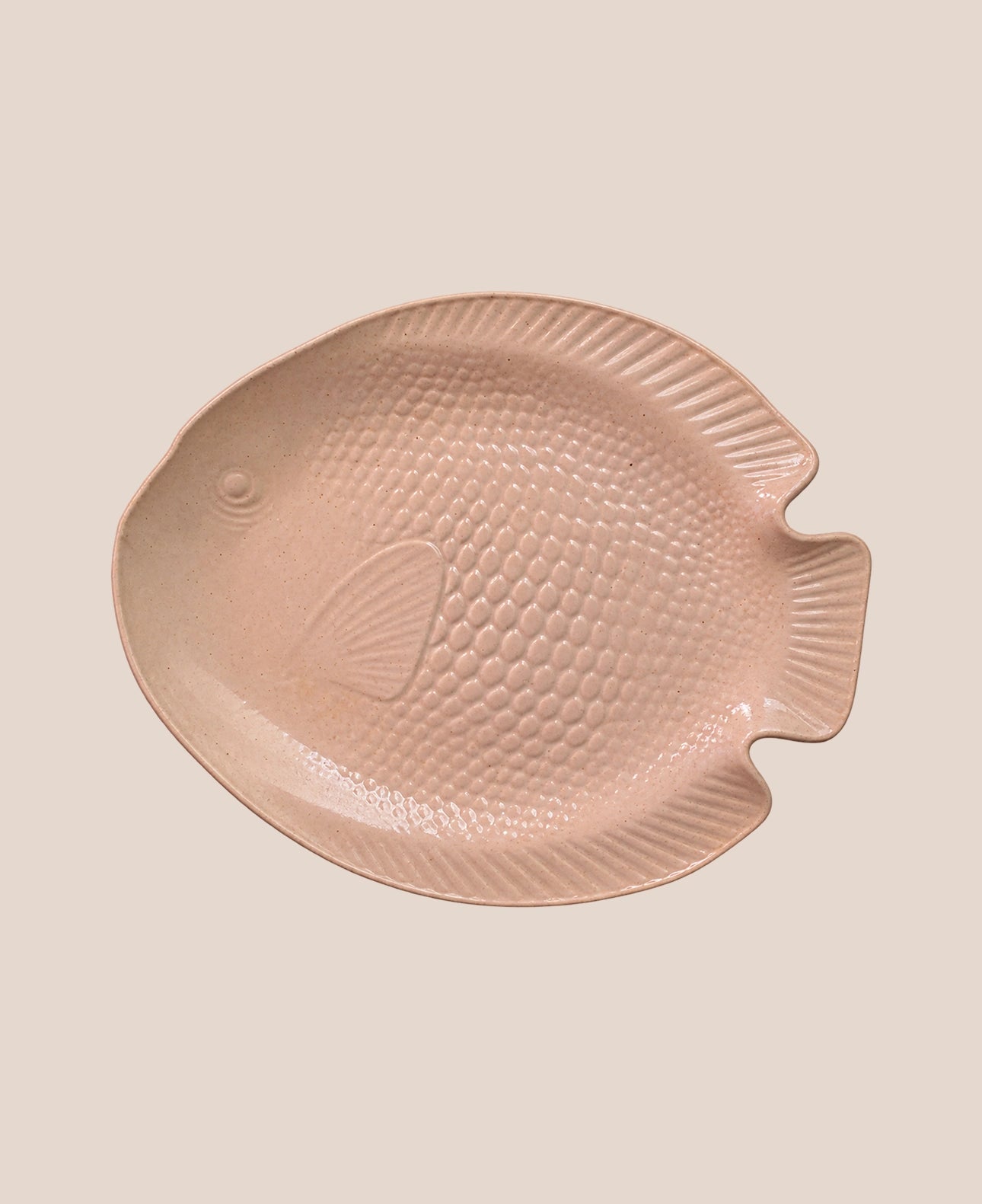 large-fish-plate-by-jasmine-raisbeck