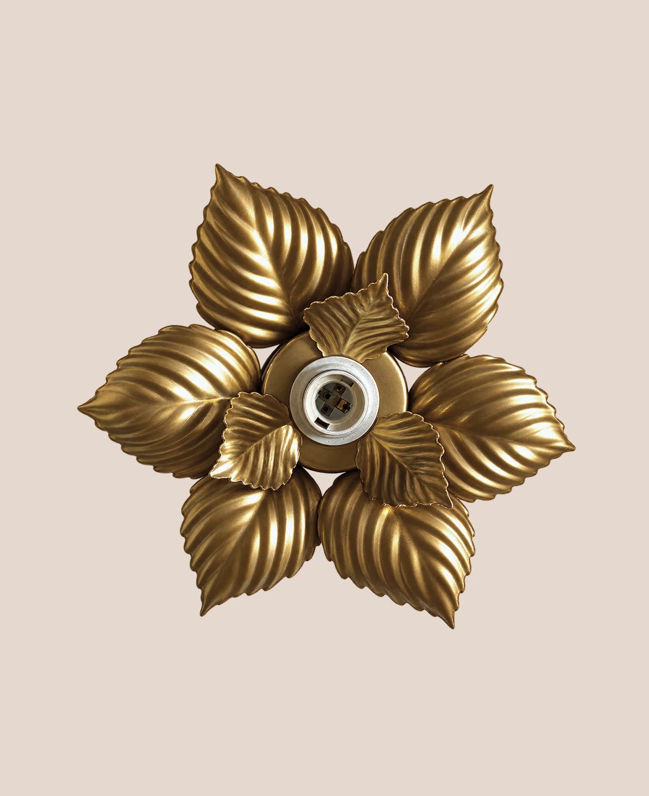masca-1980s-italian-wall-sconce-elegant-mid-century-lighting-design