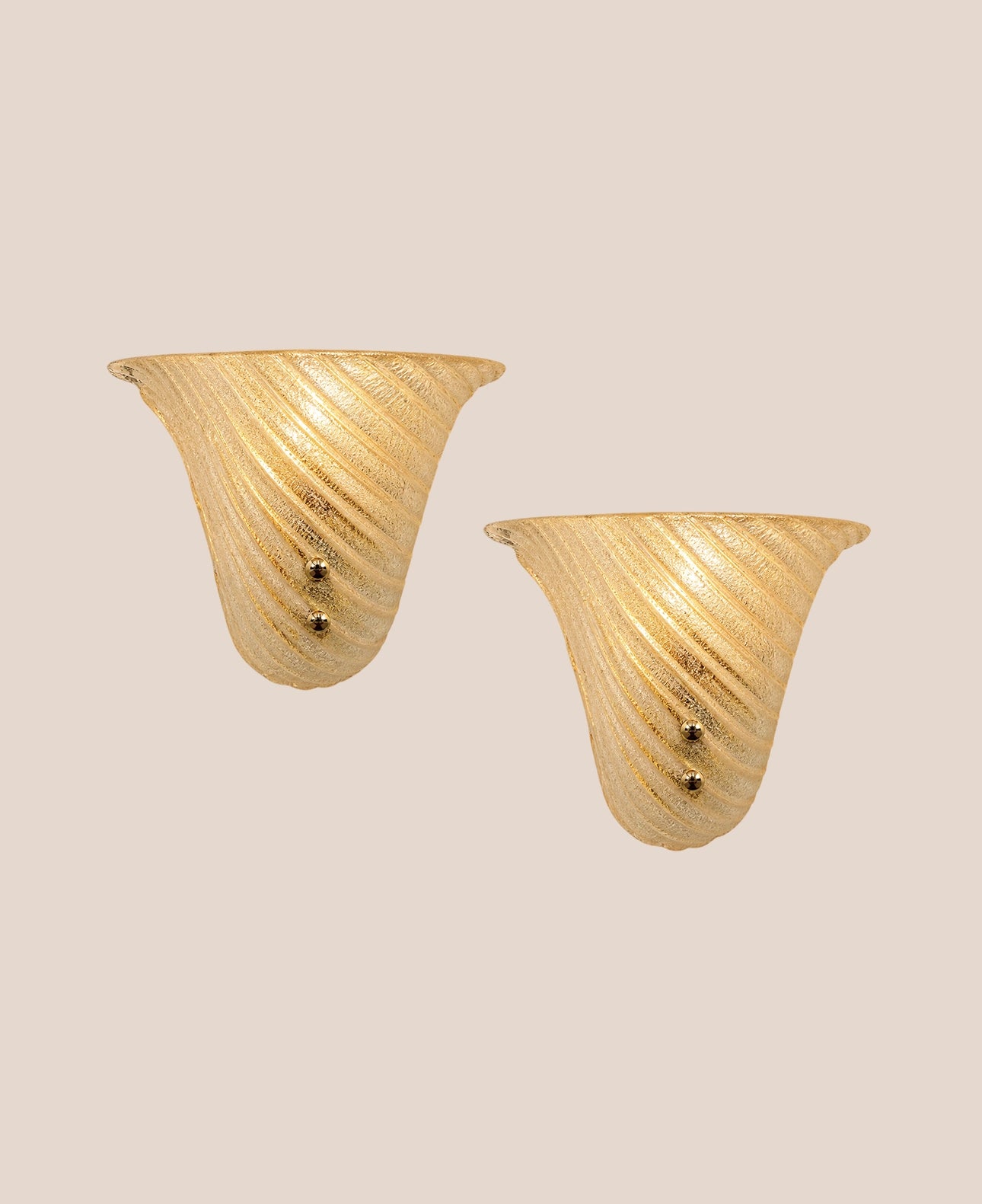 pair-of-murano-glass-sconces-handcrafted-italian-wall-lighting