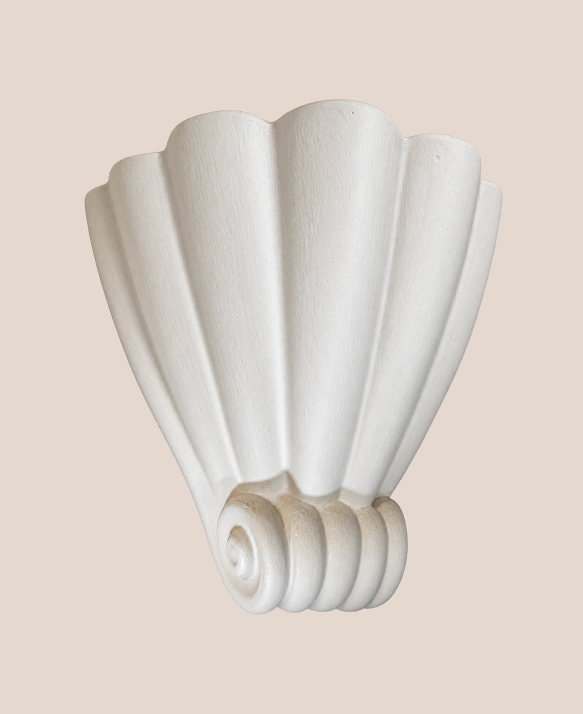 plaster-scroll-wall-sconce-scallop-shell-design
