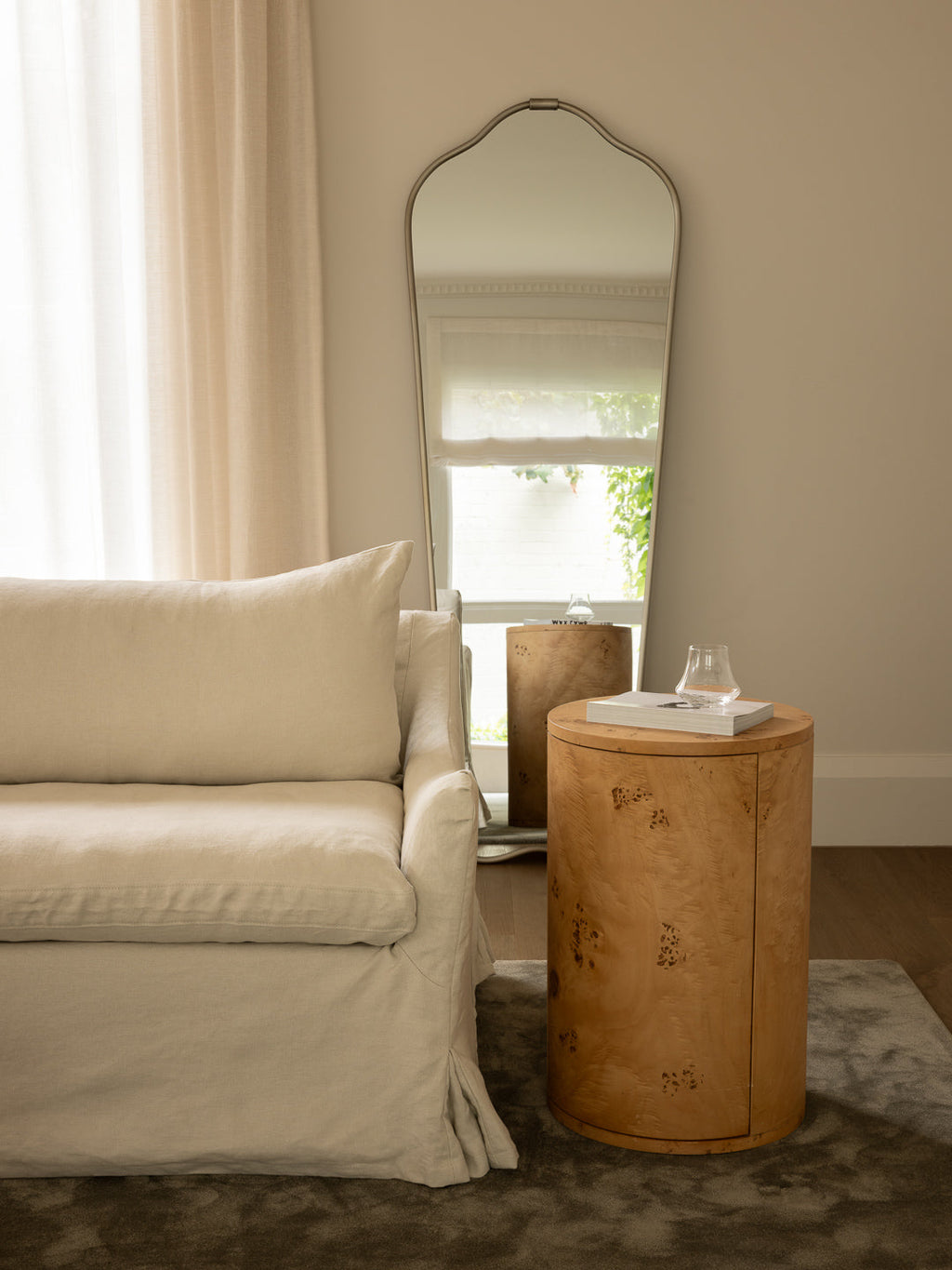 Senne Tall Mirror silver interior