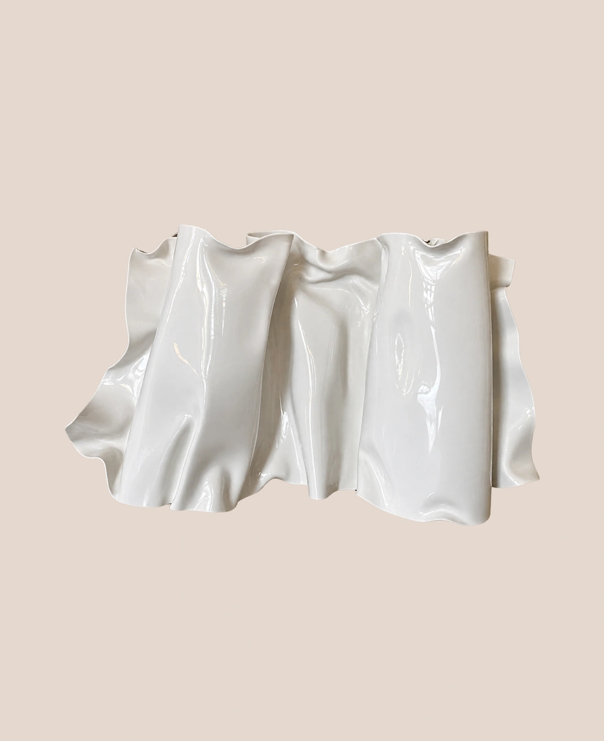 snow-drift-resin-sculpture-by-mariel-white