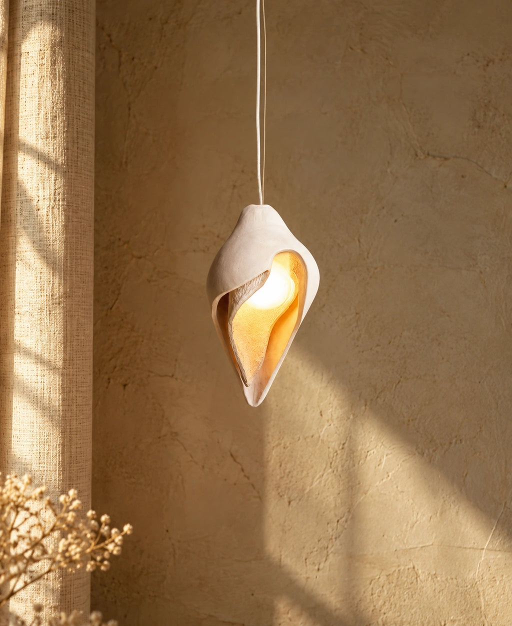 womb-pendant-small-1