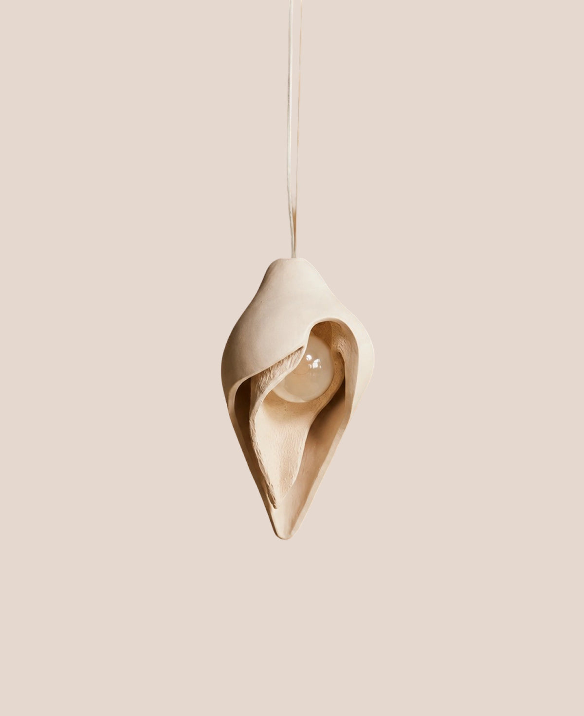 womb-pendant-small