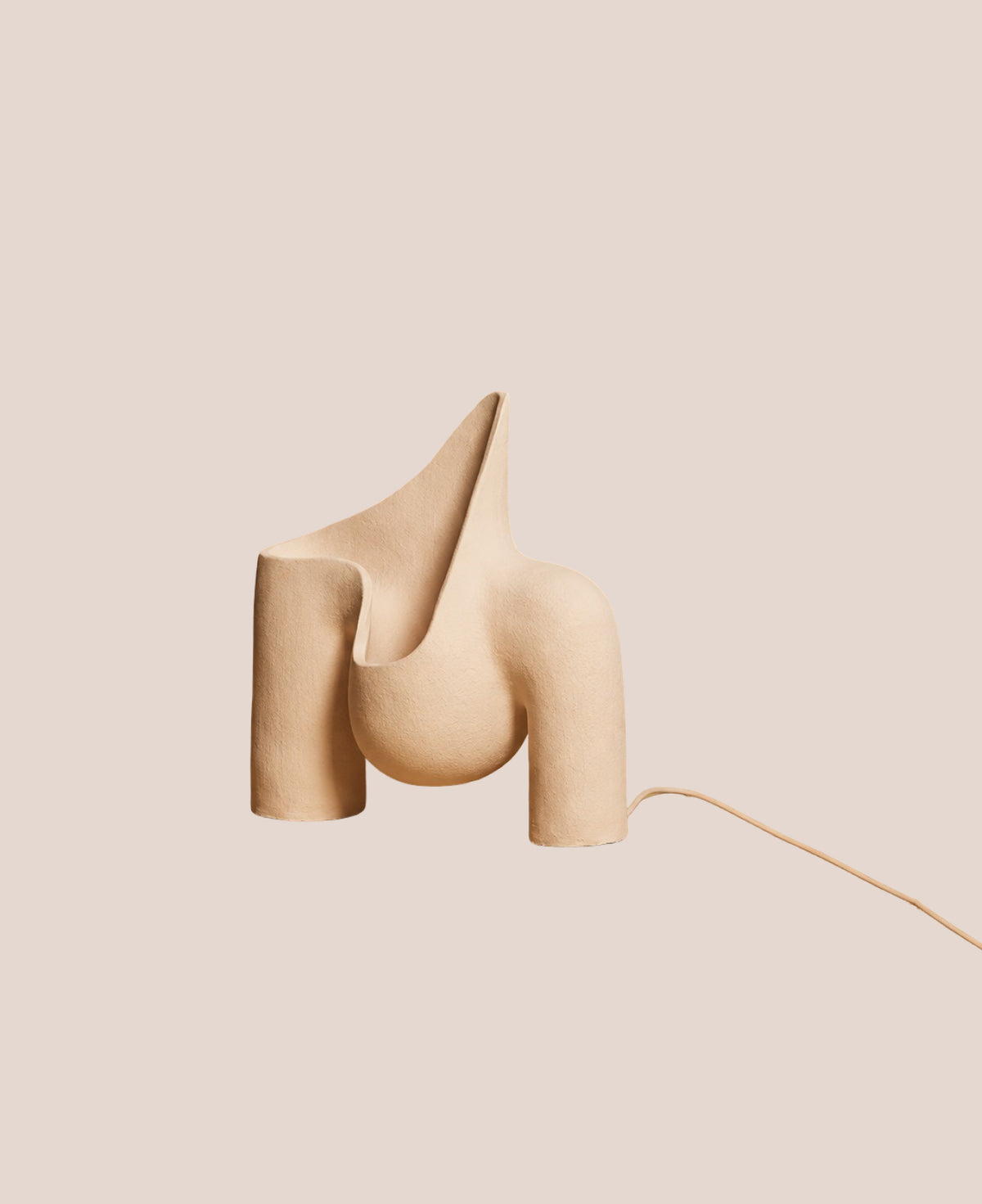 womb-table-lamp